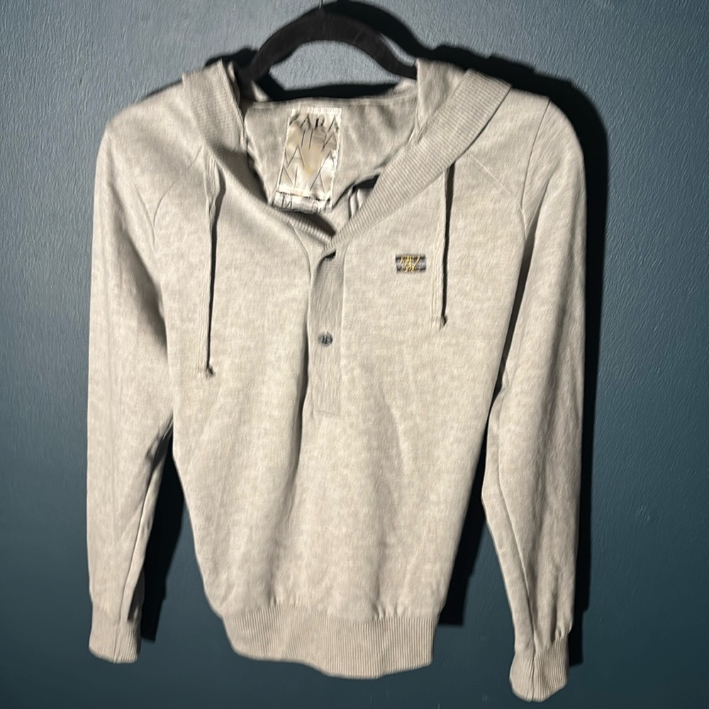 Zara Women’s Stravaganza Grey Knit 1/4 Button Down  Hoodie/ lCardigan Sweater M